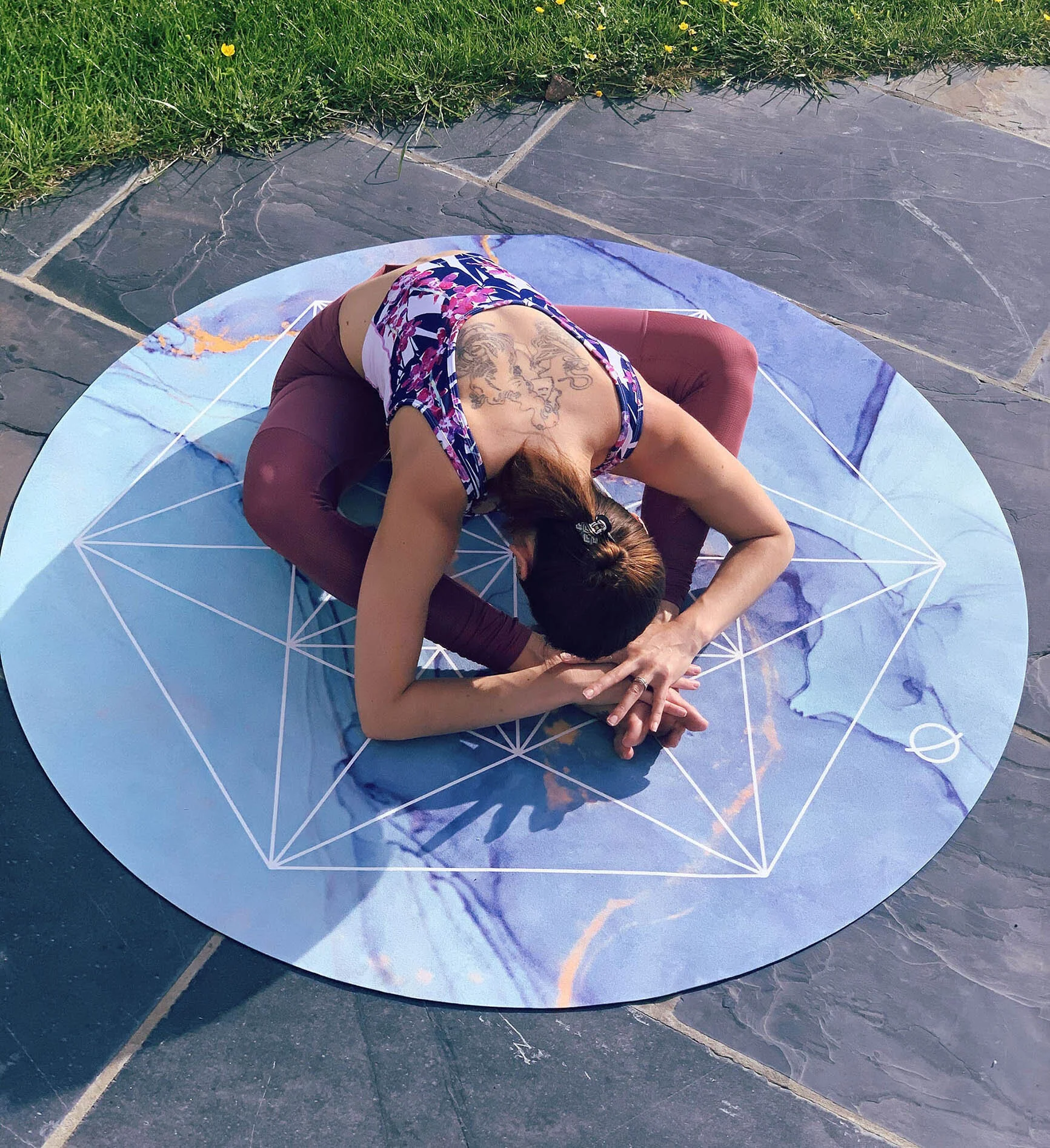 Kintsugi Pro Round Mat Sustainable grippy yoga mat Form